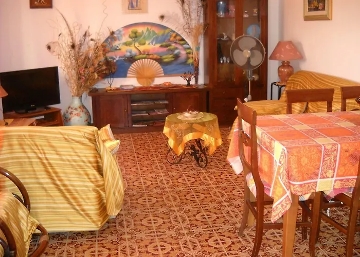 בית הארחה Casa Aurora