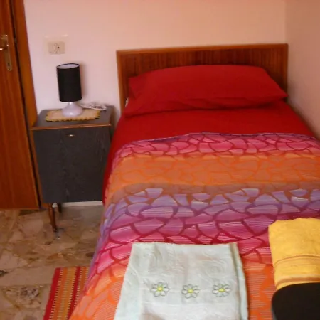 Pensión Casa Aurora