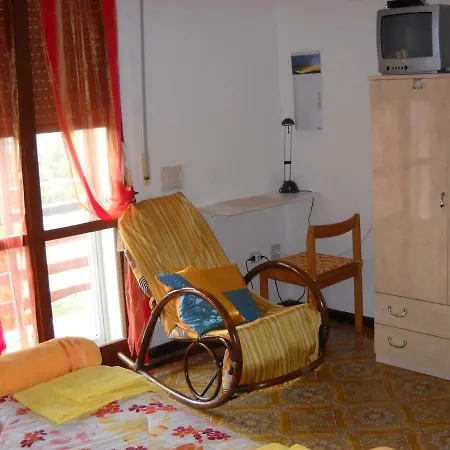 Affittacamere Casa Aurora *